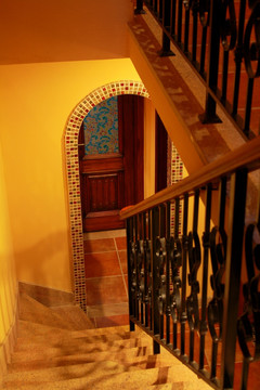 楼梯 门