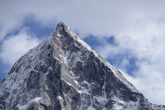 理县毕棚沟雪山