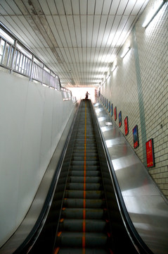 北京地铁自动扶梯