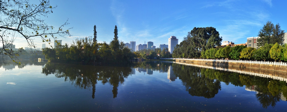 昆明翠湖全景图