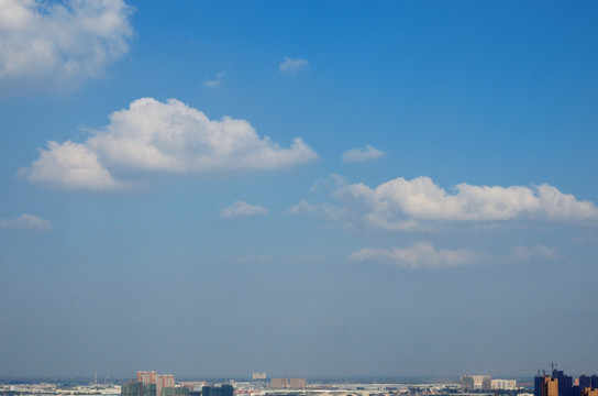 晴空 蓝天白云 城市