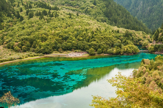 九寨沟孔雀海全景 五花海