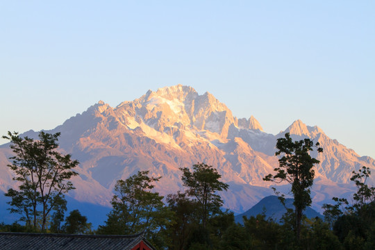 玉龙雪山