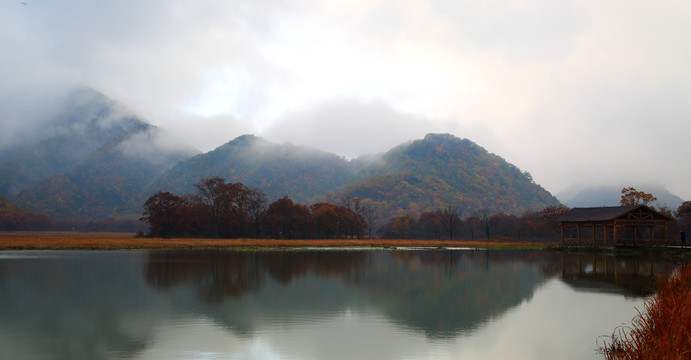 神龙架大九湖 山水景区 金秋