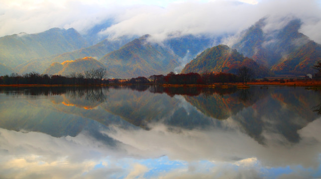 神龙架大九湖 山水景区 金秋