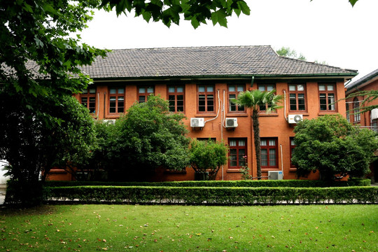 华东师范大学