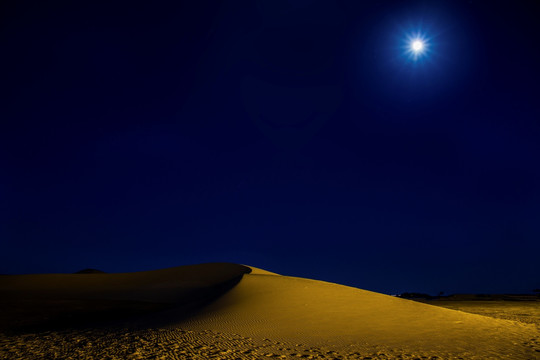 沙漠夜色