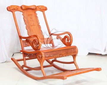 清式红木家具镂空雕花摇椅