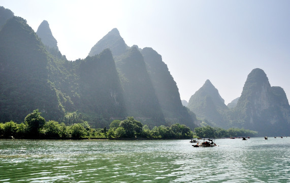 广西桂林漓江风景