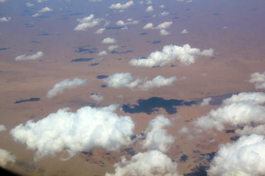 天空俯瞰大地浮云云朵云层彩云