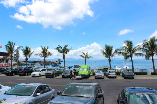 夏日 海岸 蓝天白云 风景