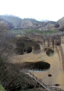 大别山石窟