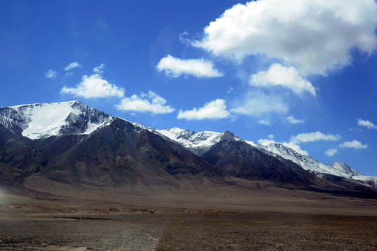 西藏雪山风光 青扒岗陇雪山