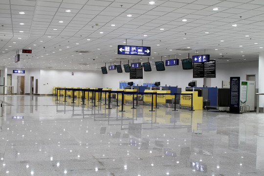 沈阳机场T1航站楼值机柜台