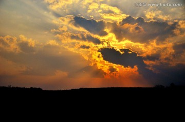 夕阳 彩云