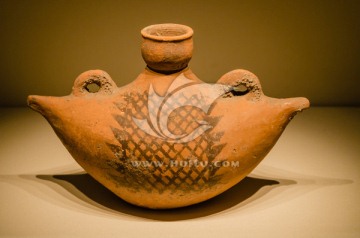 船形红陶壶 仰韶文化