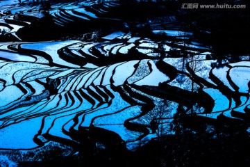 水墨梯田