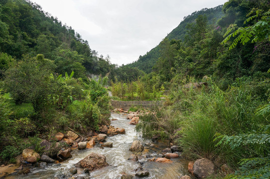 高山峡谷