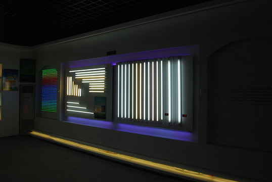 LED灯展览厅灯条效果
