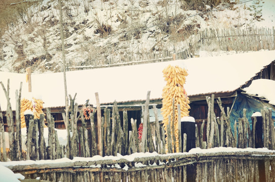 松岭雪村农家