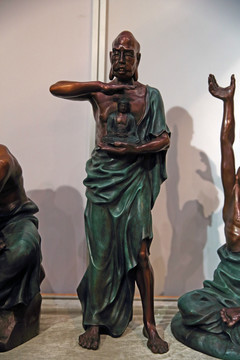 十八罗汉铜雕