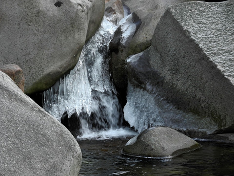 青岛崂山北九水山涧溪流