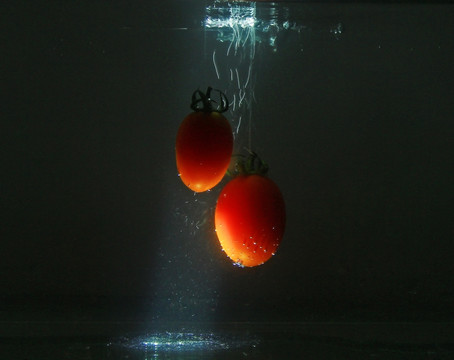水中运动水果
