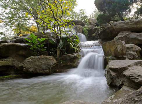 溪流 水流