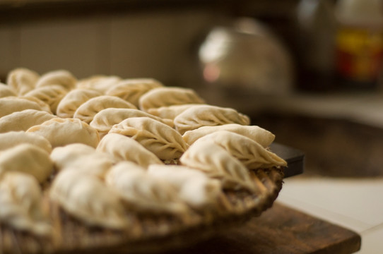 包饺子