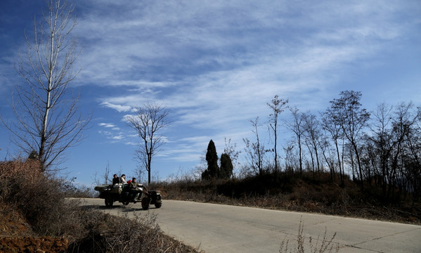 山区道路