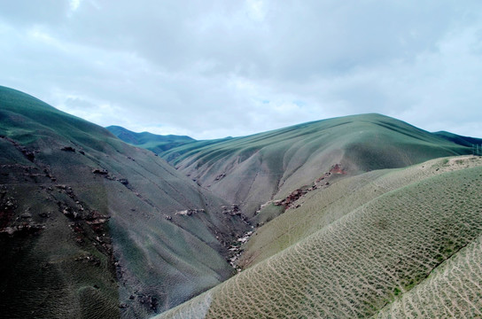 布雅山风光