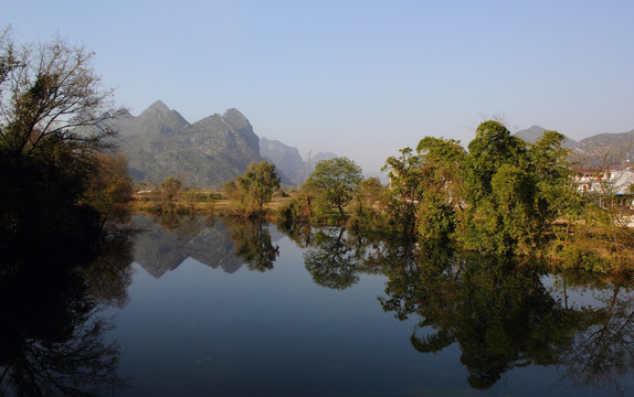 小河