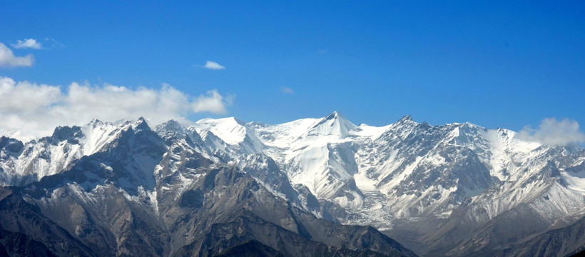 昆仑雪山