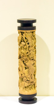 竹刻笔筒 和谐 荷花纹饰 竹雕