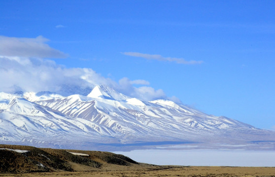 西藏风光 纳木那尼峰