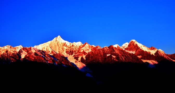 梅里雪山