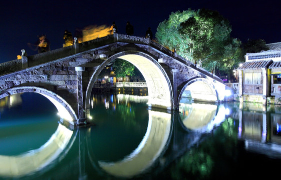 乌镇西栅夜景