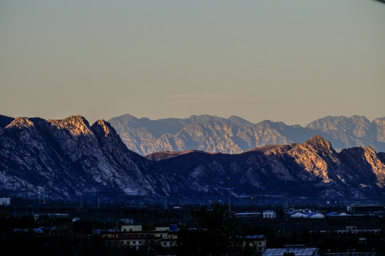 群山