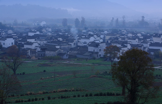 山村的早晨