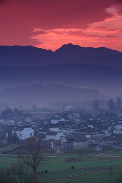 山村的早晨