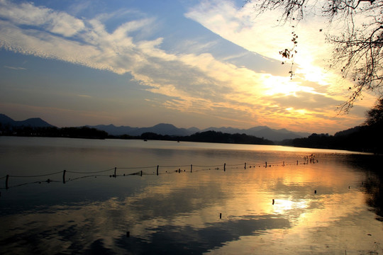 西湖夕阳