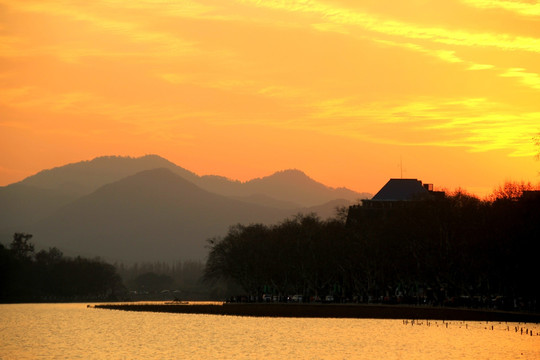 西湖夕阳