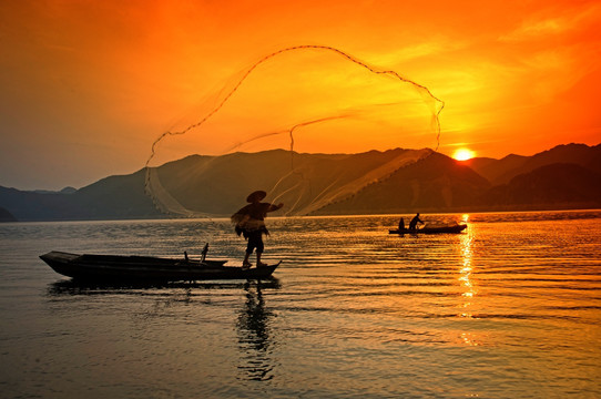 渔舟 打渔 渔网 夕阳 落日