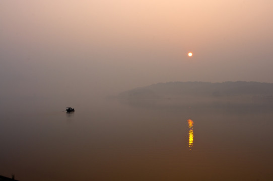 渔乡早晨