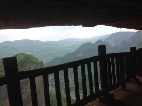 铜川照金