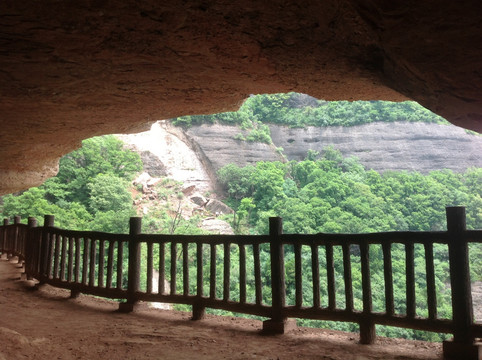 铜川照金