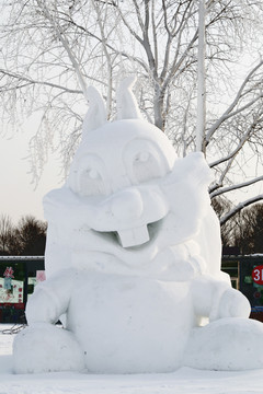 松鼠雪雕