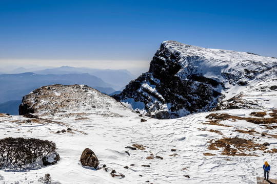 禄劝轿子雪山