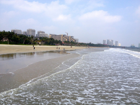 海南三亚文昌海边的沙滩