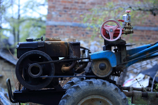 农村拖拉机